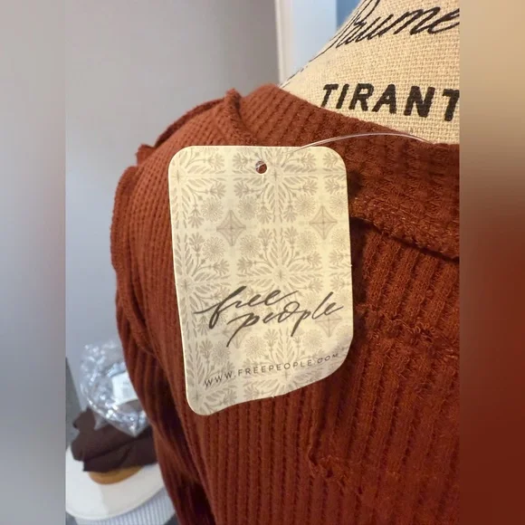 Care FP Manchester Long Sleeve - Picture 8 of 9